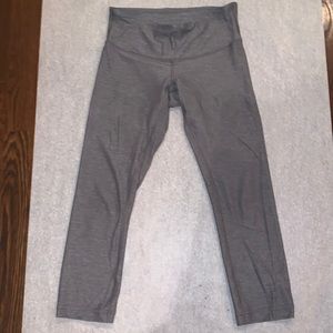 Lululemon WunderUnder Cropped Gray Pant Size 4